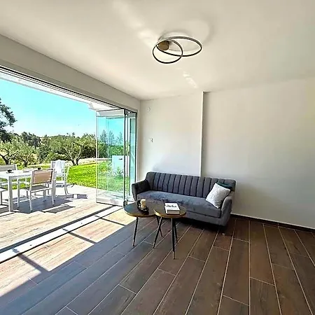 Sani Beverly Hills Luxury Hotel