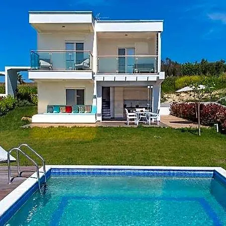 Sani Beverly Hills Luxury 4*